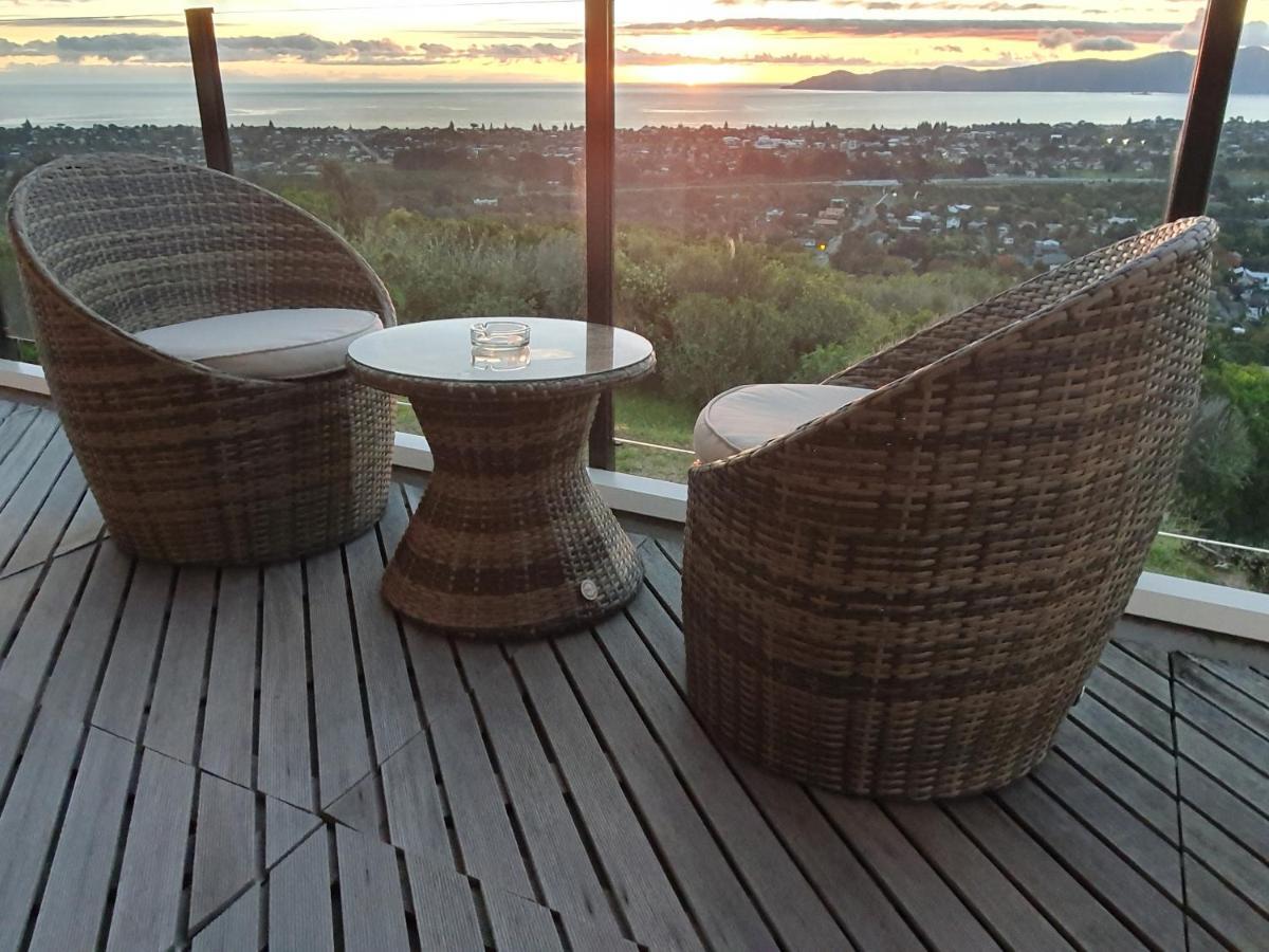 White House Bed & Breakfast Paraparaumu Exterior photo